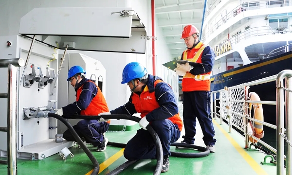 碼頭岸電設(shè)備,港口岸電,港船舶岸電使用,健龍岸電設(shè)備